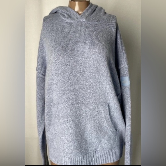 Alo Women’s New Class Cashmere Hoodie, celestial Blue...